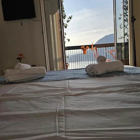 Bella Vista Da Mario, Como, Front